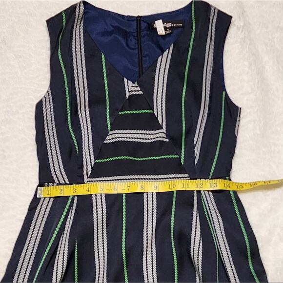 Beautifully Couture Blue Green Striped Sleeveless Lined V-Neck Dress, Small - Picture 7 of 8